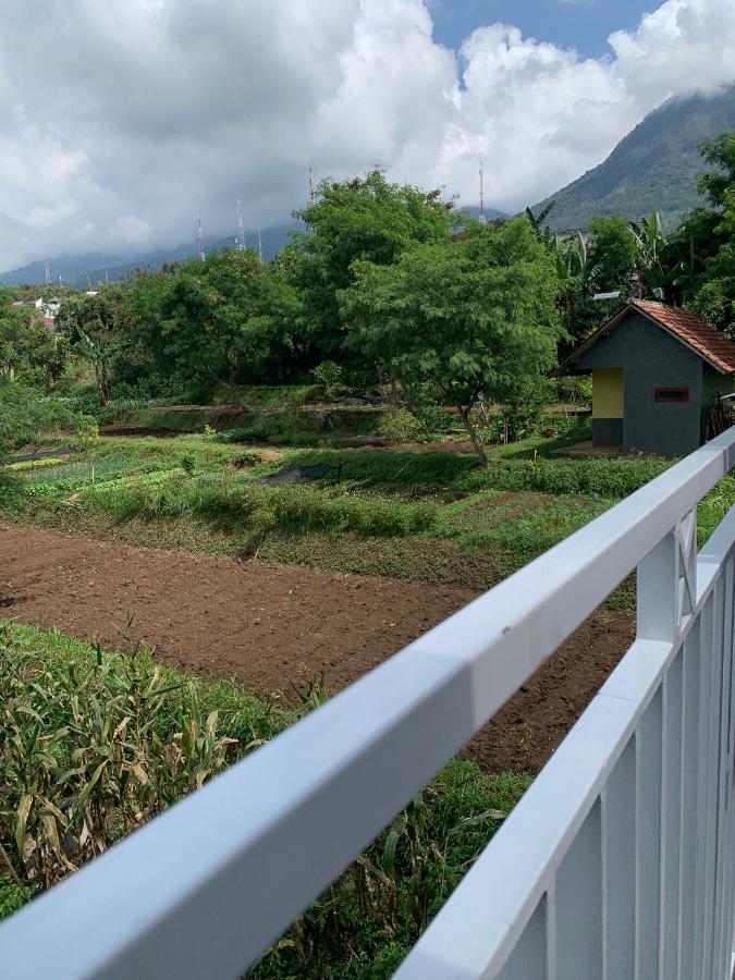 Kayz Villa Batu Dengan Kolam Renang Pribadi 외부 사진